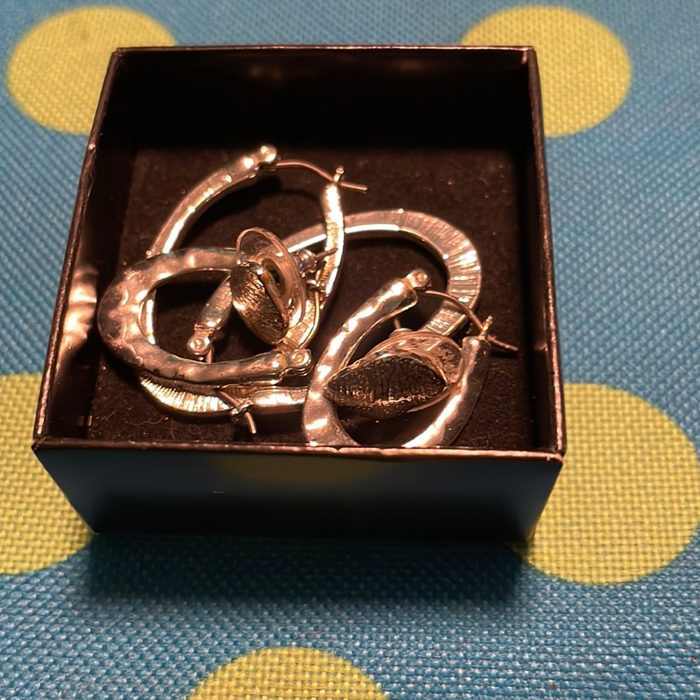 Avon bold metal 3 pair earring set silvertone.